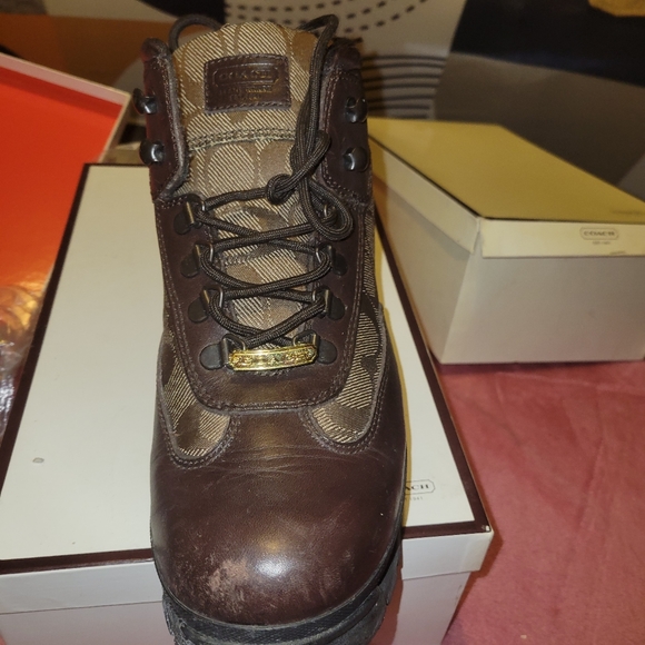 Authentic Coach Hannah Boots - Picture 4 of 5